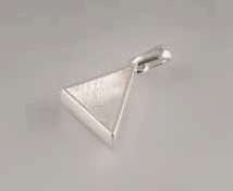 Pendant Triangle with bail 26x17x19 mm